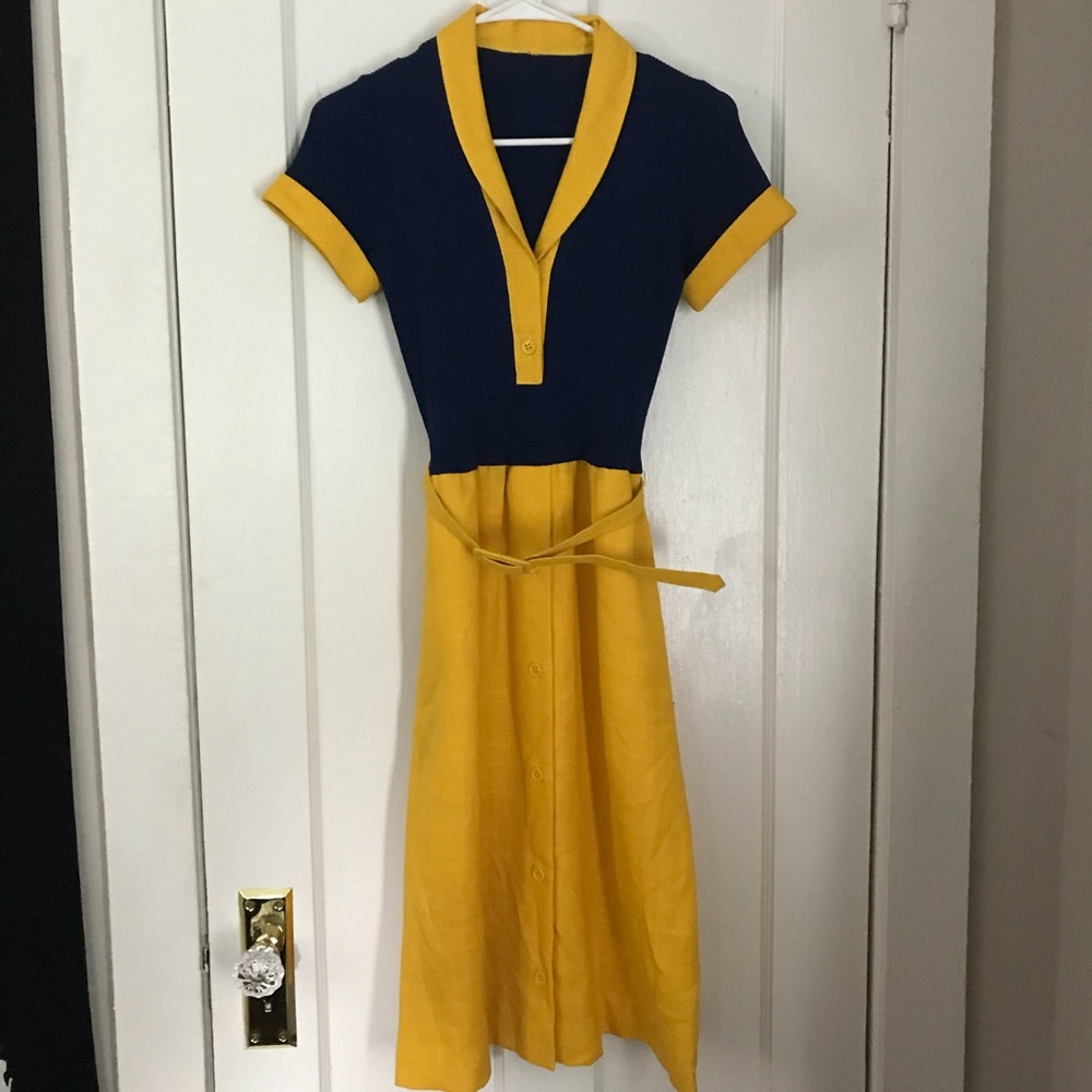 Amazing mustard and navy true vintage dress
